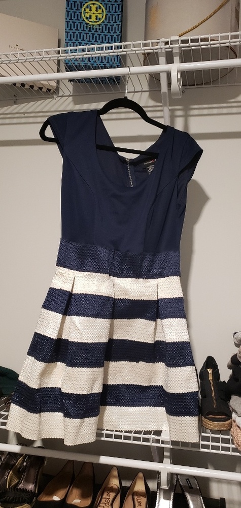 Blue white stripe short sleeve dress Juniors L